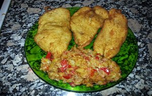 Filetes De Pollo Empanado Con Leche Y Huevo
