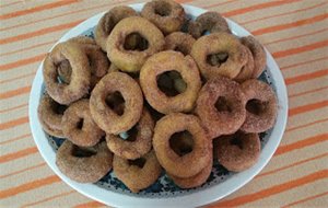 Rosquillas Con Flan De Sobre
