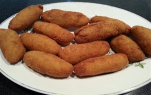 Croquetas De Huevo Duro Y Jamón
