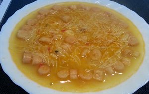 Fideos En Sopa De Mariscos 
