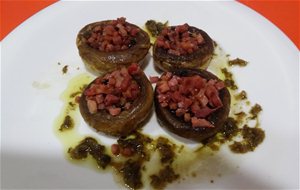 Champiñones A La Plancha Con Jamón 
