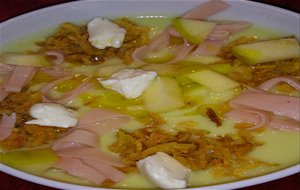 Crema Fría De Pepino,yogur Y Manzana
