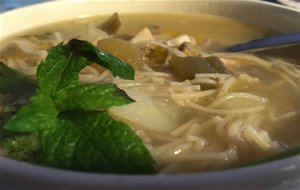 Caldo Puchero Con Verduras En Crockpot
