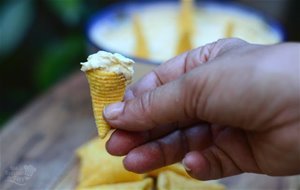 Delicioso Aperitivo De Crema Agria Y Cebolla
