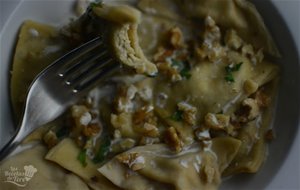 Raviolis Con Queso Roquefort, Nueces Y Peras
