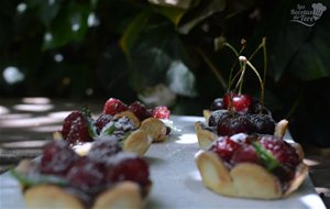 
tartaletas De Frutos Rojos Y Chocolate.
