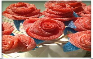 Rosas Hechas Con Chuches
