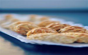 Panellets De Piñones, Almendras Y Coco
