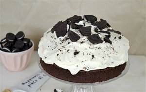 Bizcocho De Oreo Con Cobertura De Queso
