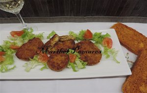 Hamburguesa De Arroz Integral Con Salmón Y Cebolla Caramelizada.
