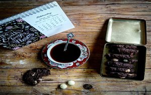 Galletas De Doble Chocolate Con Nueces De Macadamia.
