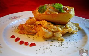 Patatas Rellenas Con Pollo Y Verduras 
