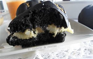 Bocadillo De Chocos Con Pan Negro
