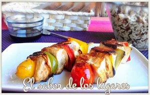 Brochetas De Pollo Y Verduras.
