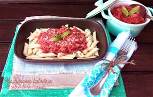 Salsa Pomodoro Y Macarrones Boloñesa.
