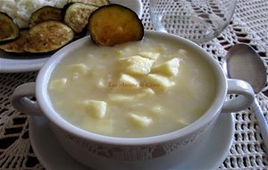 Mote De Queso (sopa De Ñame Con Queso Costeño)
