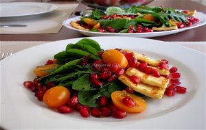 Ensalada De Espinacas Con Granada, Tomates Cherry Y Queso Asado
