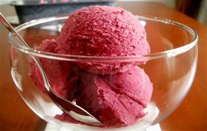 Helado De Frutos Del Bosque (receta Con Y Sin Máquina Heladera)
