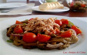 Ensalada De Berenjenas Asadas Con Bonito Del Norte
