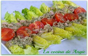 Cogollos De Lechuga Con Atún
