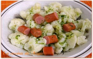 Coliflor Con Salchichas
