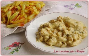 Pollo Con Salsa De Pimienta
