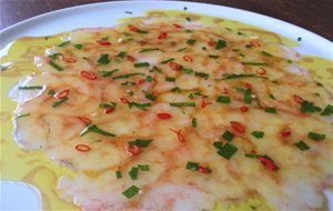 Carpaccio De Gambas Con Salsa Yuzu
