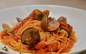 Spaghetti Alle Vongole (espagueti Con Almejas)
