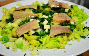 Ensalada Con Caballa Ahumada
