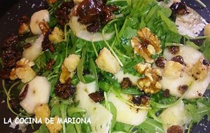 Ensalada De Canónigos, Pera Y Parmesano