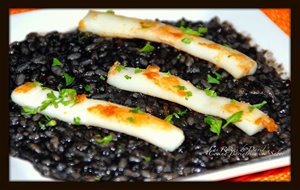 Arroz Negro Con Sepia A La Plancha
