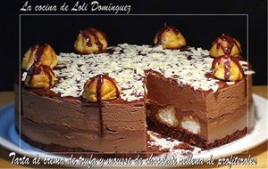 Tarta De Crema De Trufa Y Mousse De Chocolate Rellena De Profiteroles
