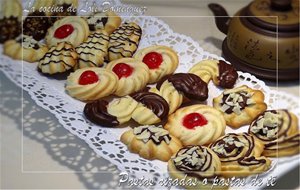 Galletas Rizadas O Pastas De Té
