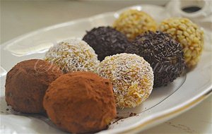 Trufas De Zanahoria Y Dátiles.
