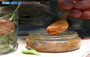 Ensalada De Rúcula, Brevas Y Vinagreta De Pasas.
