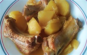 Costilla Guisada Con Patatas
