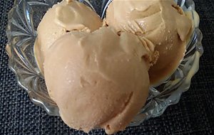 Helado De Yogur Con Dulce De Leche
