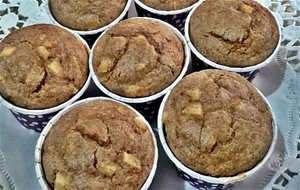 Muffins Integrales Con Manzana
