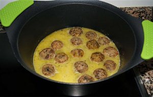 Receta De Albóndigas De Berenjena En Salsa
