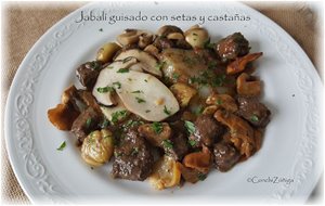 Jabalí Guisado Con Setas Y Castañas
