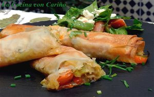 Rollitos De Masa Filo Con Relleno Agridulce  De Verduras Salteadas Y Cerdo
