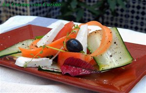 Ensalada Crujiente De Pepino Y Zanahoria
