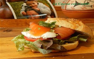 Receta De Sándwich Oslo, (basado En El Sándwich Oslo De La Cafetería "la Mundana" De Camas) 
