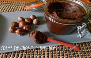 Crema De Cacao Y Avellanas
