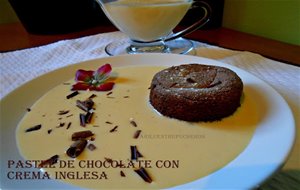 Pastel De Chocolate Con Crema Inglesa
