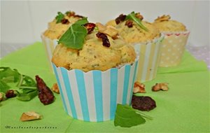 Muffins De Tomates Secos, Mozzarella Y Rúcula
