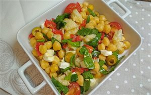 Ensalada De Garbanzos Con Bacalao
