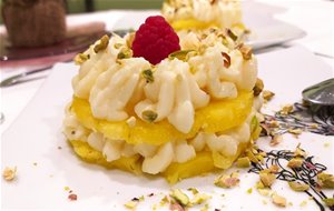 Milhojas De Piña Y Crema
