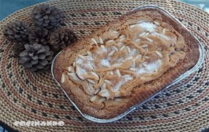 Coca De Anís Con Piñones
