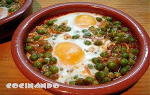Huevos Al Plato Con Guisantes
